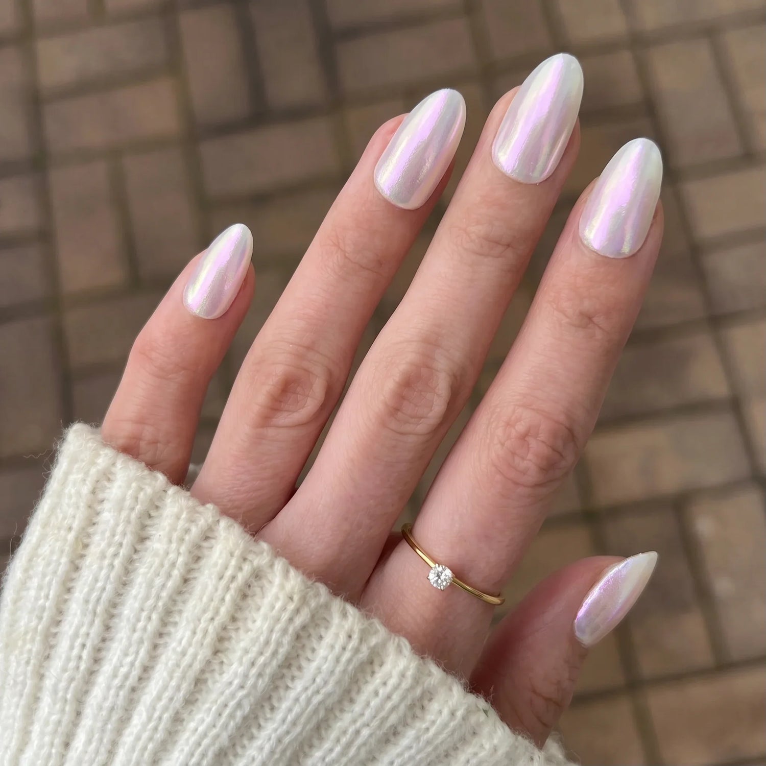 Hoe krijg je chrome en cat eye nagels thuis voor de herfst? (2026)