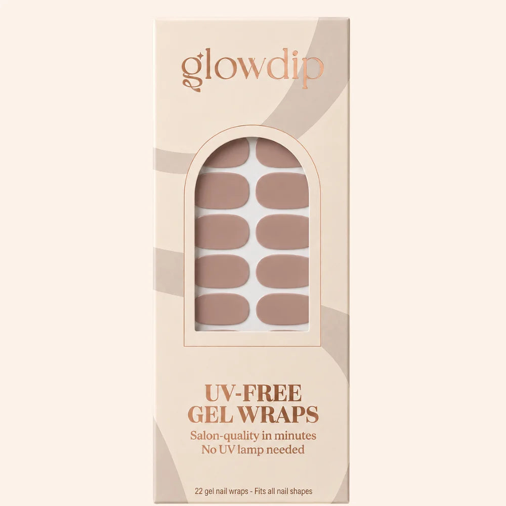 Beige ovale uv-vrije gel nagelwraps in een minimalistische glowdip verpakking glossynude uv-free gel wrap